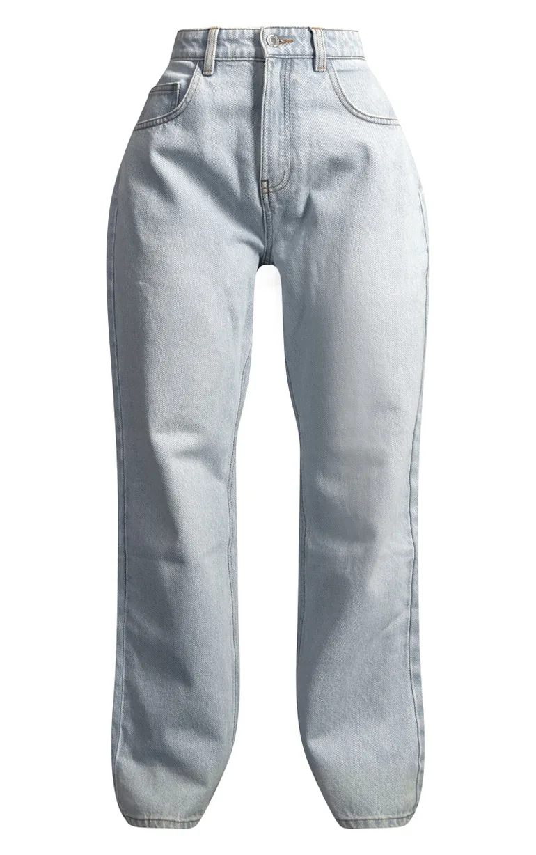 PRETTYLITTLETHING Petite Light Blue Wash High Rise Straight Leg Jeans - 4
