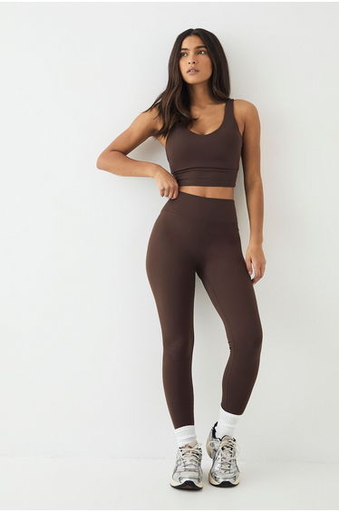 DSGN Studio Sculpt Longline Plunge Sports Bra - dark chocolate