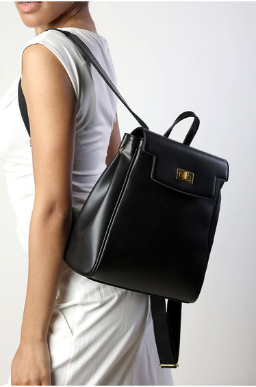 Yusra Raffia Shoulder Bag with Contrast Front Pocket