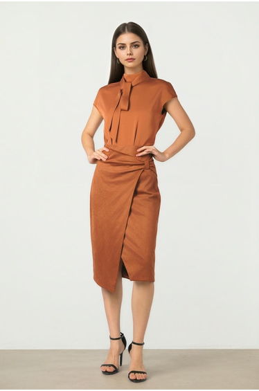 Satin Tie-Neck TOP