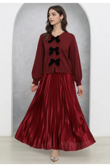 Ladylike Grace Pleated Sheen Maxi Skirt in Red