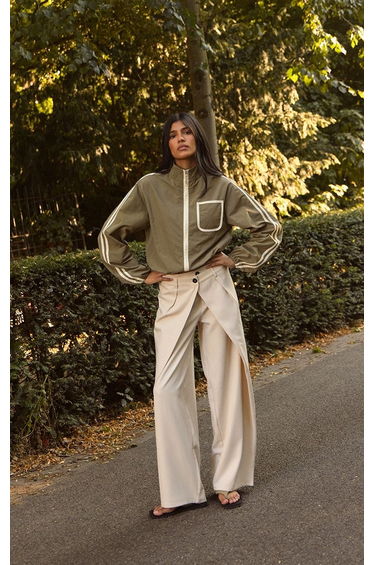 Ecru Pleat Detail Barrel Leg Trousers