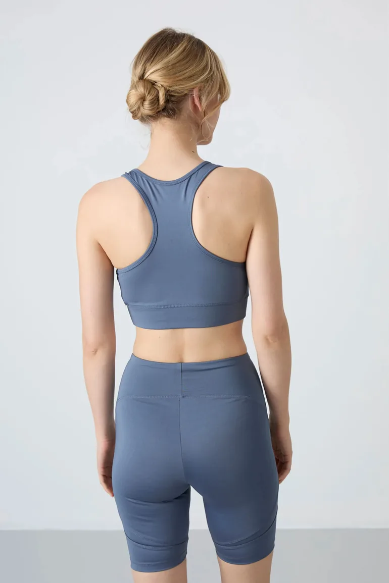 TOMMY Fitted Sleeveless Crop Sports Top - 4