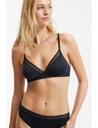 Vikie Moulded Triangle Bra in Microfibre