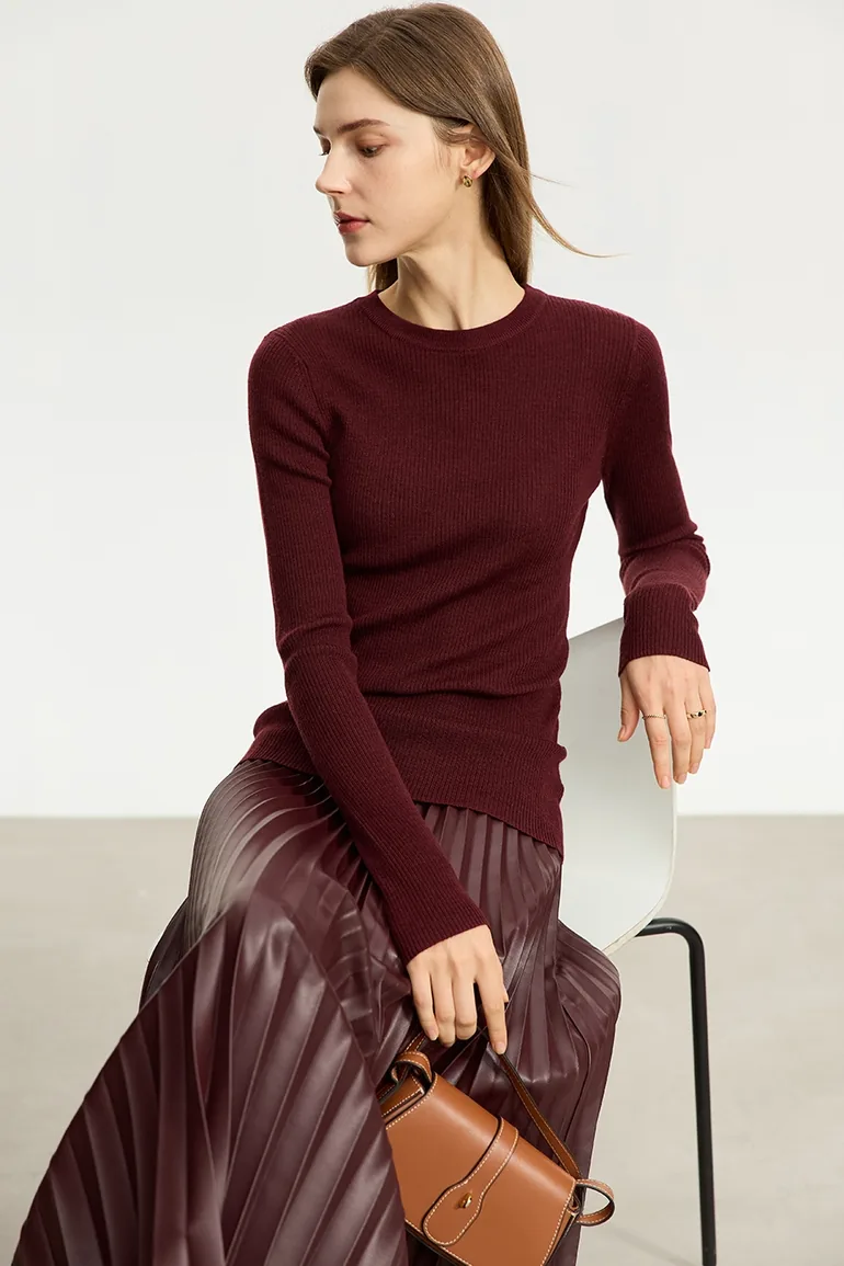 Slim Small Crew Neck Wool Sweater - 1