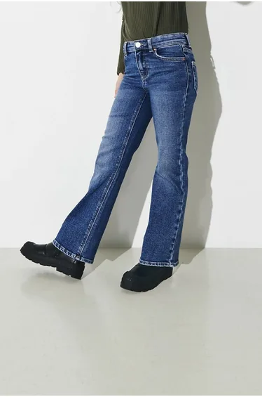 Straight Jeans