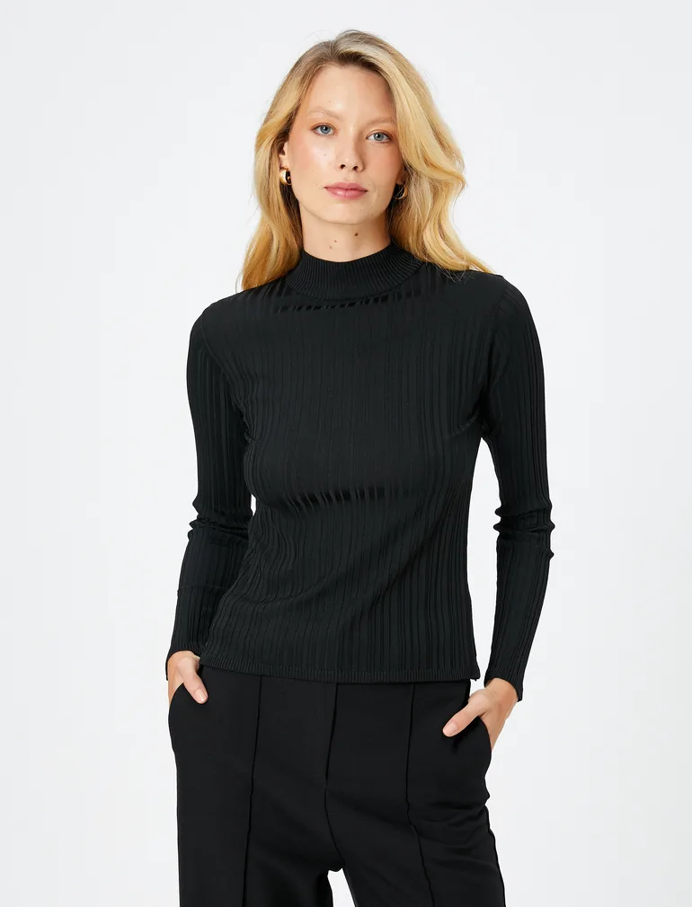 Long Sleeve Half Turtle Neck Tissued Knitwear Sweater - 2