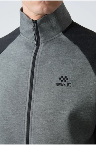 TOMMY Men's Color-blocked Knit Active Set product thumbnail 3