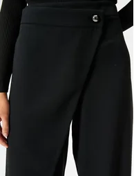 High Rise Buttoned Wide Leg Trousers - 4