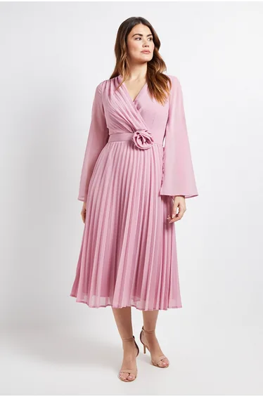 Cape Sleeve Pleated Corsage Midi Dress