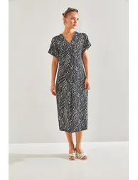 Women's V-Neck Patterned Dress