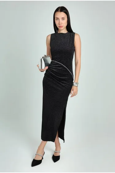 فستان ماكسي بذرات لامعة بلا أكمام