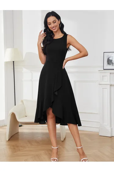 فستان بياقة دائرية بلا أكمام بحواف كشكش