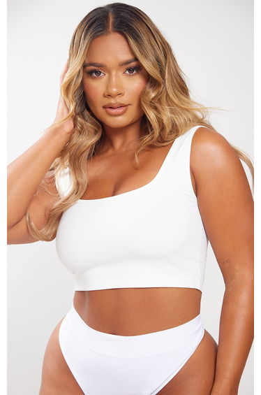 Shape White Soft Seamless Scoop Neck Crop Top