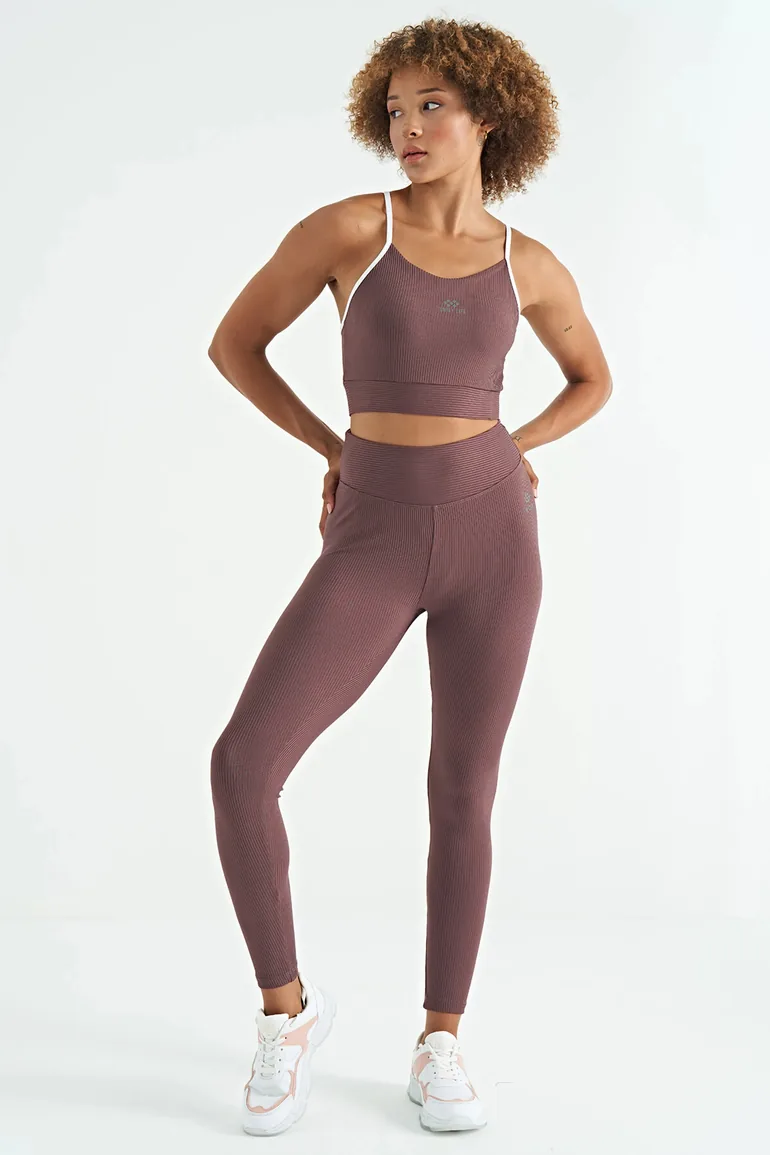 TOMMY Fitted Sleeveless Crop Sports Top - 4