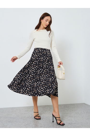 Women Graphic Printed A-Line Midi Skirt