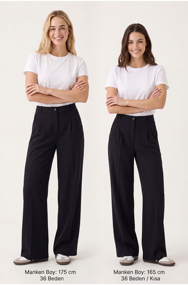 Black Pleated Wide Leg/Wide Leg Woven Trousers