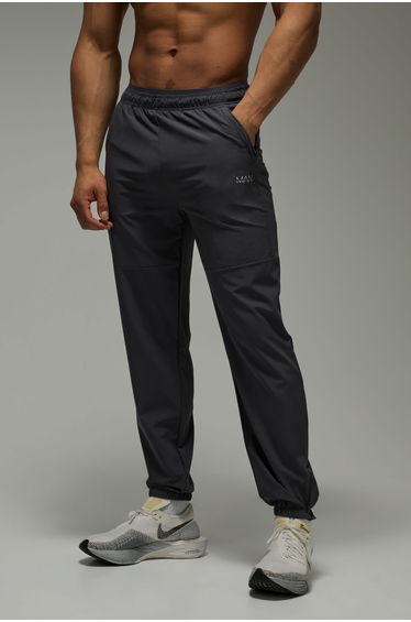 Man Active Perforated Regular Fit Cuffed Jogger - charcoal
