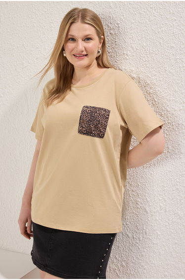 Beige Oversized Animal Printed Pocket Detail 100% Cotton Knitted Plus Size T-shirt