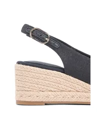 حذاء كعب عالي تومي هيلفيغر باللون الأسود - 3