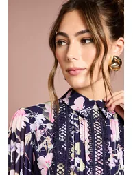 Printed Lace Trim Pleated Shirt - 3