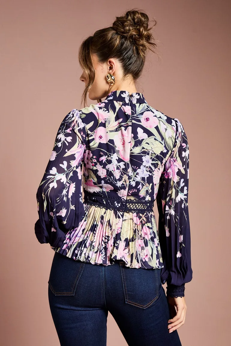 Printed Lace Trim Pleated Shirt - 2