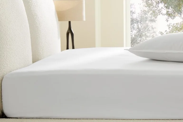 Saria Washed Cotton Sateen Fitted Sheet with 30cm Flap