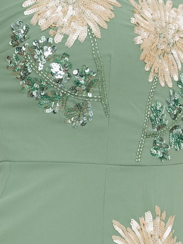 Maya Dark Sage Green Floral Embellished Square Neck Midaxi Dress with Split Maya Deluxe Green : Premium Dresses : VogaCloset Bahrain Maya Dark Sage Green Floral Embellished Square Neck Midaxi Dress with Split Maya Deluxe Green : Premium Dresses : VogaCloset Bahrain