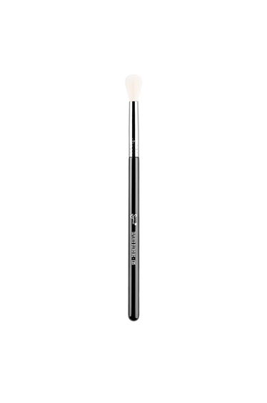 Sigma Beauty E35 Tapered Blending Brush