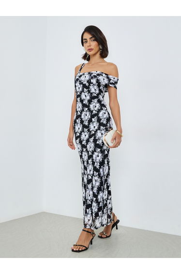 Black One-Shoulder Floral Lace Maxi Dress