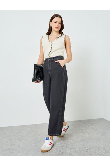 Women Mid Rise Barrel Fit Jeans