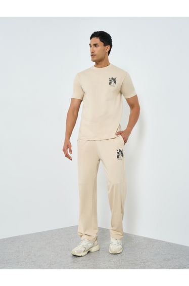 Men Relaxed Fit T-Shirt and Joggers Co-Ords