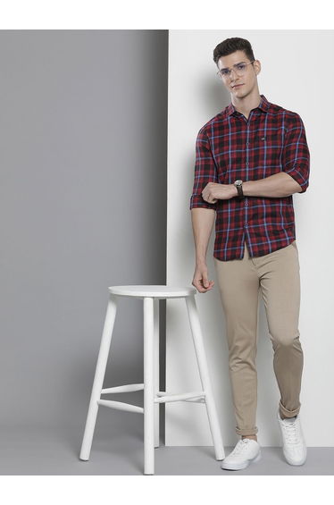 Men Red Plaid Spread Collar Shirt