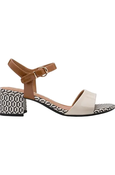 صندل تاماريس متعدد الألوان