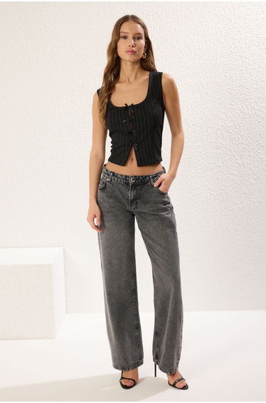 Black Ribbon Tie Detail Square Neck Zero Sleeve Knitted Waistcoat That Fits Your Body