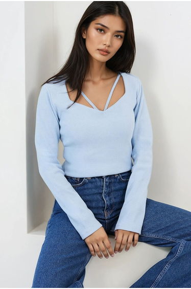 Women's blue heart collar long sleeve knitted blouse