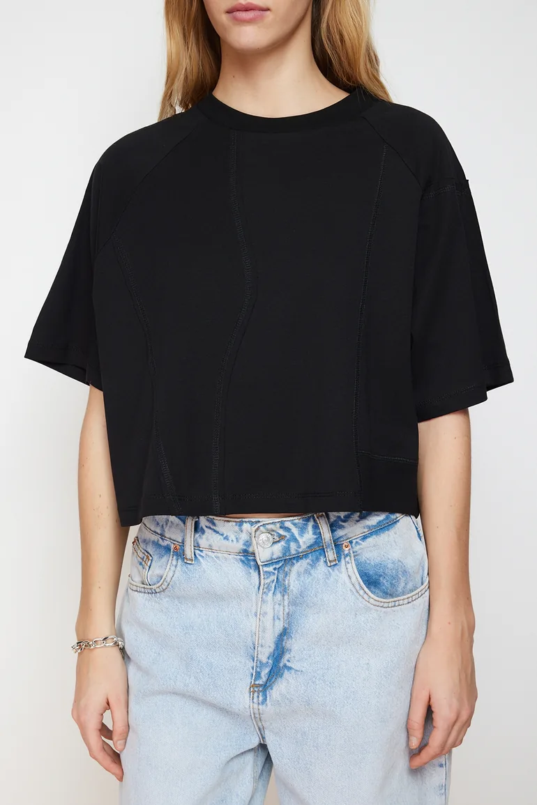 Black 100% Cotton Cutout Detailed Relaxed Crop Knitted T-Shirt - 3