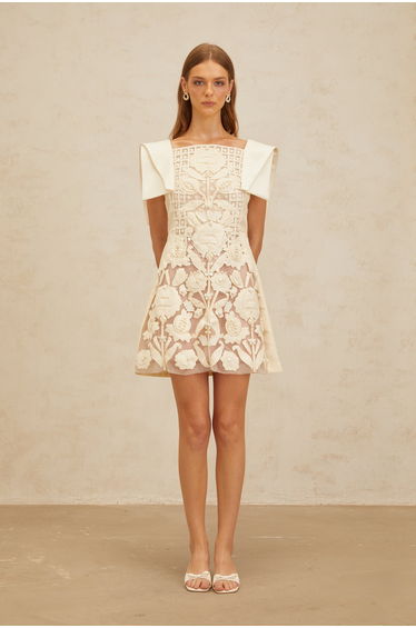 Léa White Floral Appliqué Crochet Mini Dress