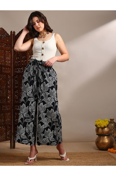 Women Black Floral Printed Wide Leg Trousers