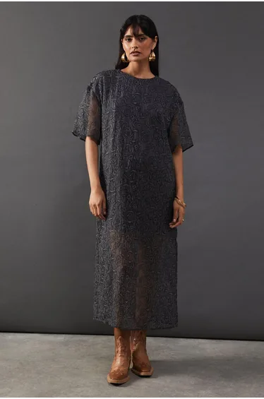 فستان تيشيرت أورجانزا ميداكسي