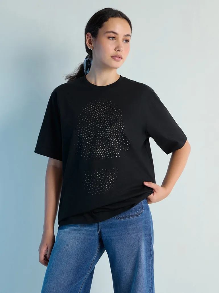 Black Stud Detailed Oversized Round Neck T-Shirt