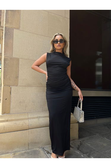 Black Ruched High-Neck Crop-Top