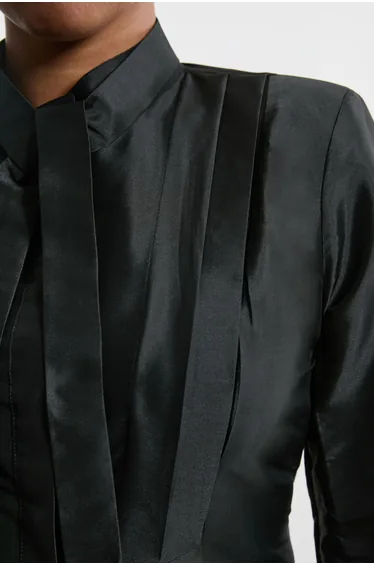 قميص ستان أسود بكسرات - للمقاسات الكبيرة