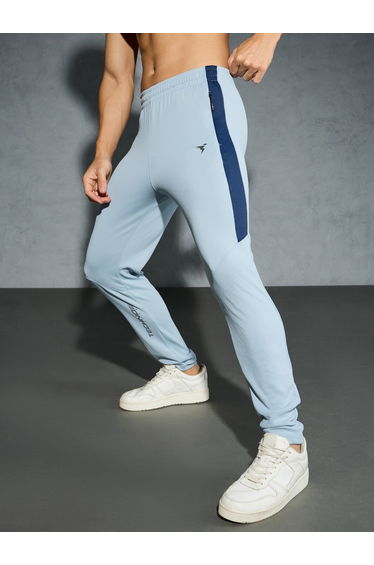 Men Solid Slim Fit Track Pants with Techno Dry