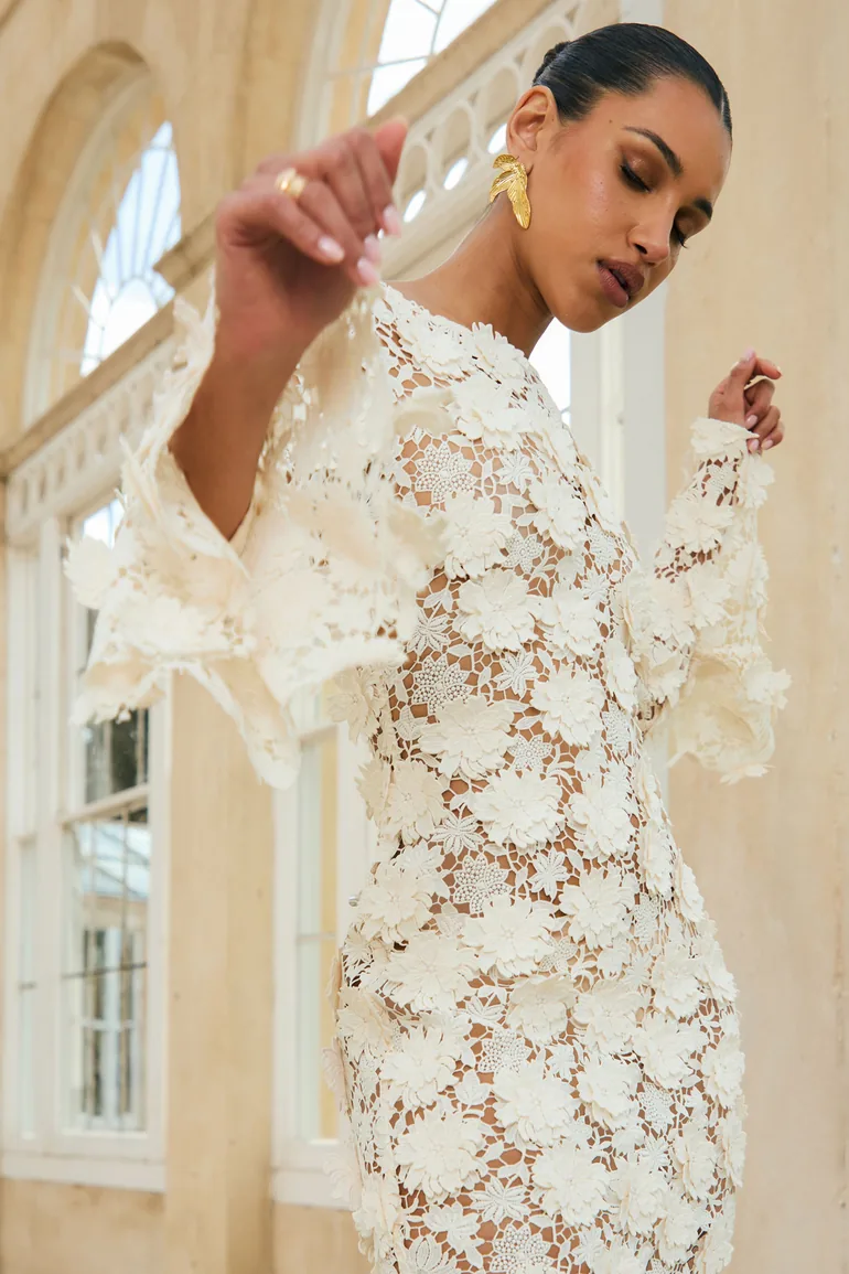 Viper | Cream Lace Long-Sleeve Maxi Dress - 2