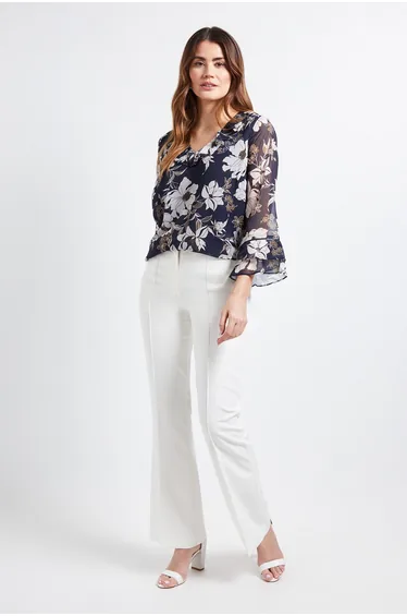 شيفون كحلي بطبعة أزهار بكشكش