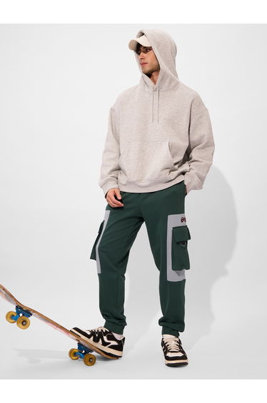 Men Green Color Block Oversized Cargo Joggers