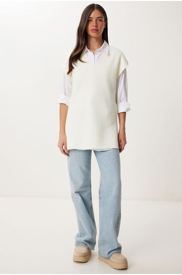 Women's Ecru V-Neck Long Knit Sweater