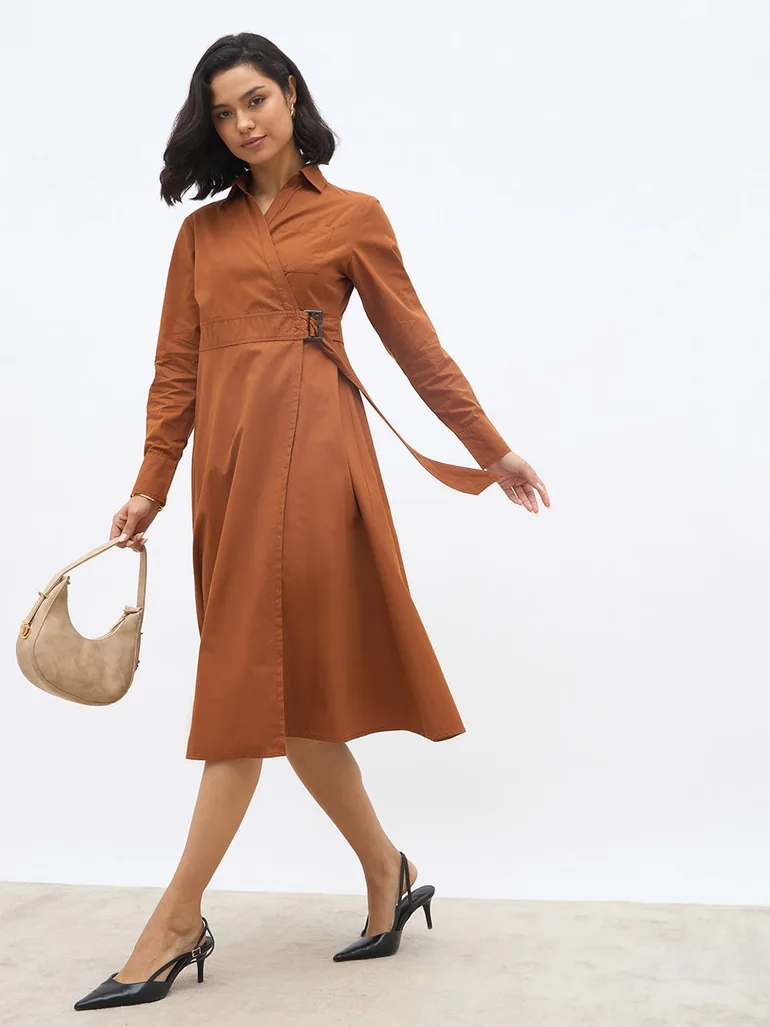 brown midi dress with belt BELTED PIQUE MIDI DRESS - Light brown