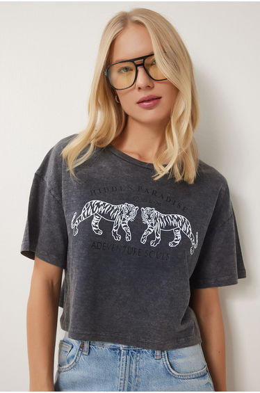 Women's Anthracite Printed Washed Crop Knit T-Shirt